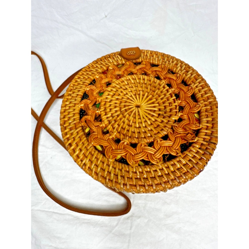 Round Wicker Woven Crossbody Bali Bag purse Baik fabric lining Purse - Picture 3 of 16